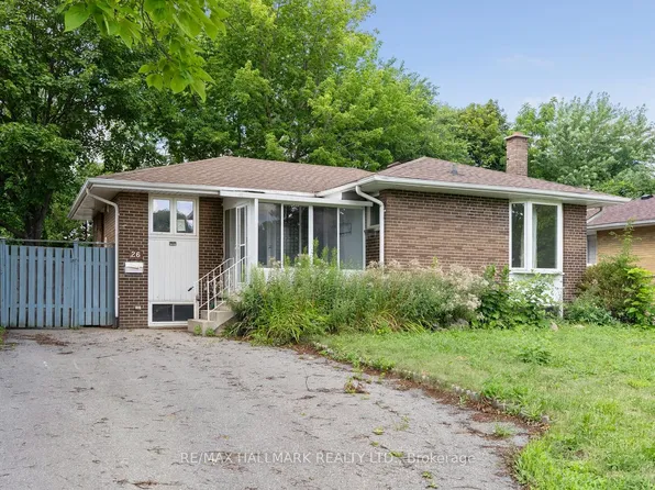 26 Flowertown Ave, Brampton, ON L6X 2K2