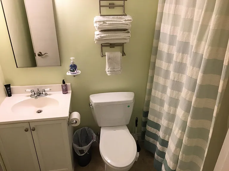 51 Schuyler Ave #4G — Photo 6