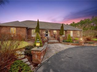 1325 Waterford Dr, East Greenwich, RI 02818