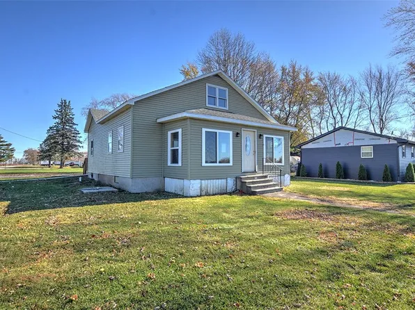 5814 N Main St, Boody, IL 62514