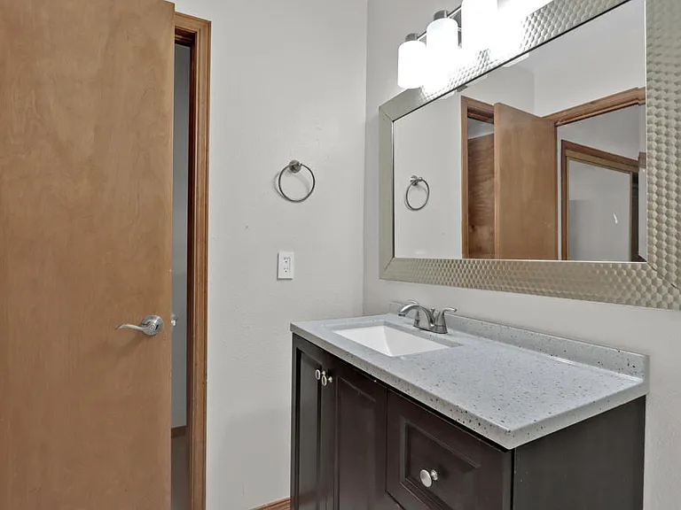 730 N Resler Dr #B — Photo 31