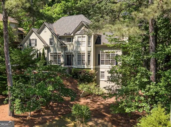 1308 Amberwood Dr, Woodstock, GA 30189
