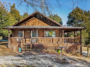 7475 E Creekside Ln, Springfield, MO 65802