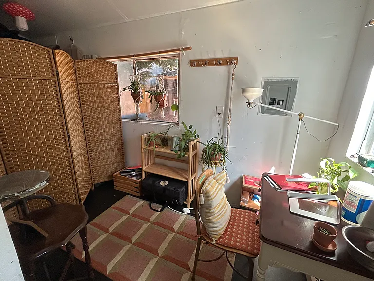 625 15th Ave E #1 — Photo 16