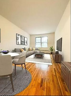 5th image of 534 E 85th St APT 2G