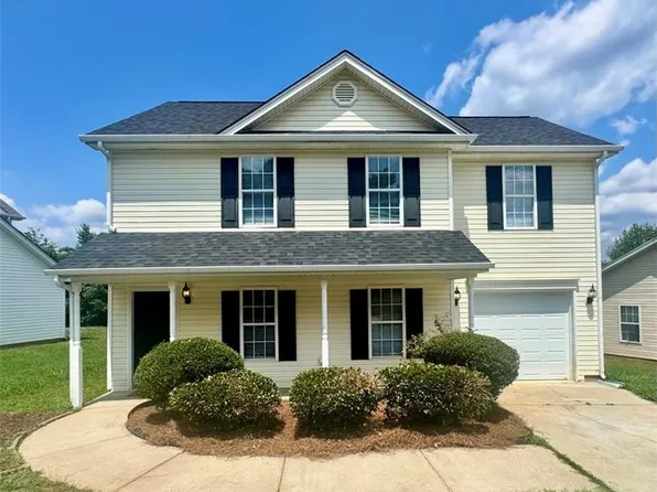 3608 Sherbourne Ln, Greensboro, NC 27405