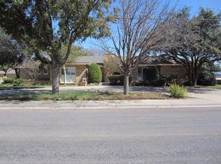 502 Santa Fe Dr, Denver City, TX 79323