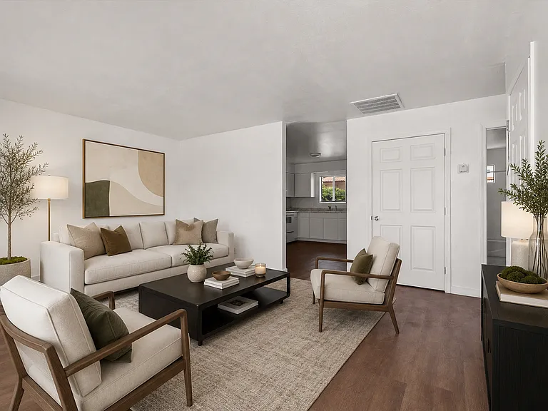 3255 Neil Rd #B — Photo 5