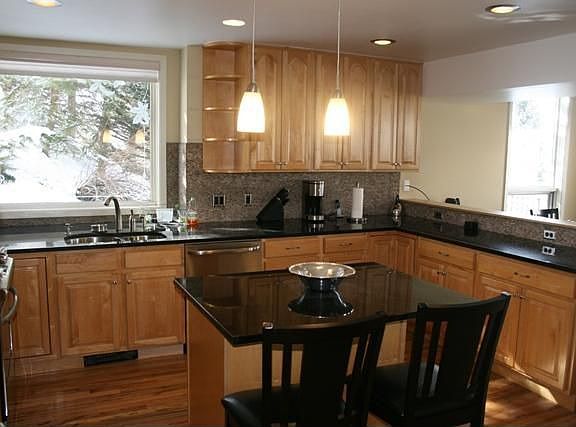 2nd image of 2664 Larkspur Ln