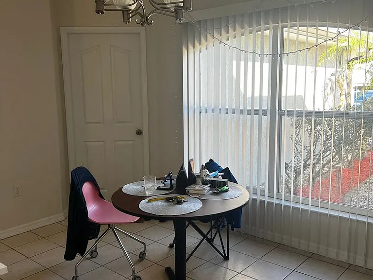 2274 E Fairbanks Dr — Photo 9