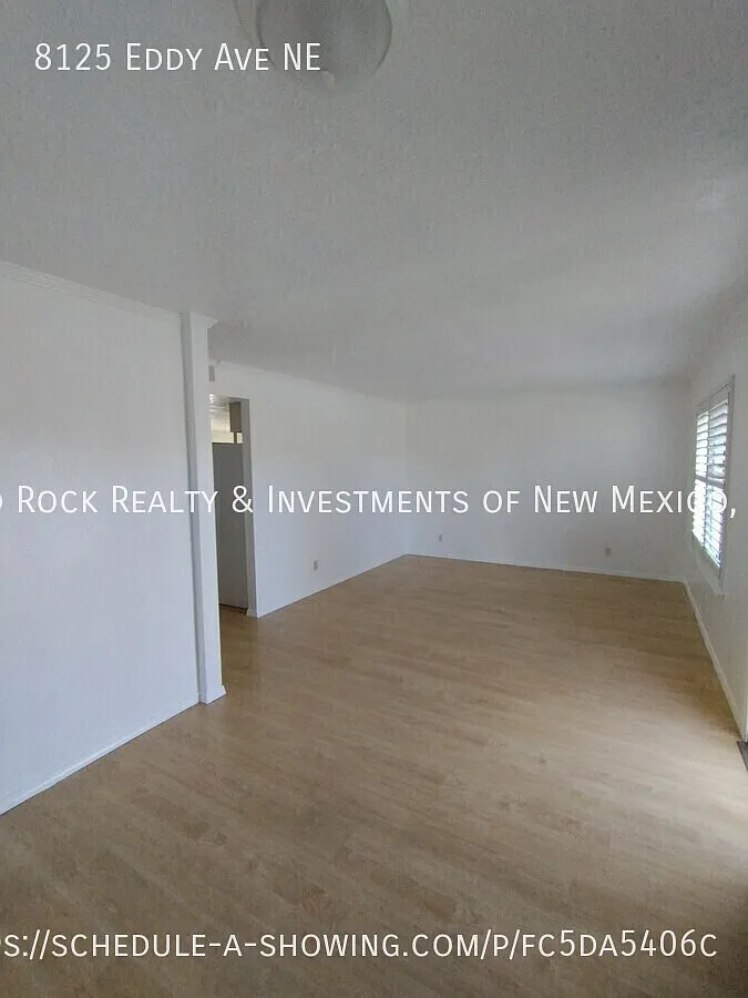 Gorgeous single story home in La Cueva High School District! — Photo 3