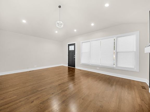 5th image of 4331 S Campbell Ave