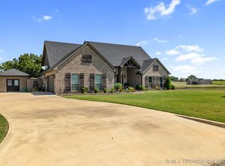 17 Tabernacle Dr, Calera, OK 74730