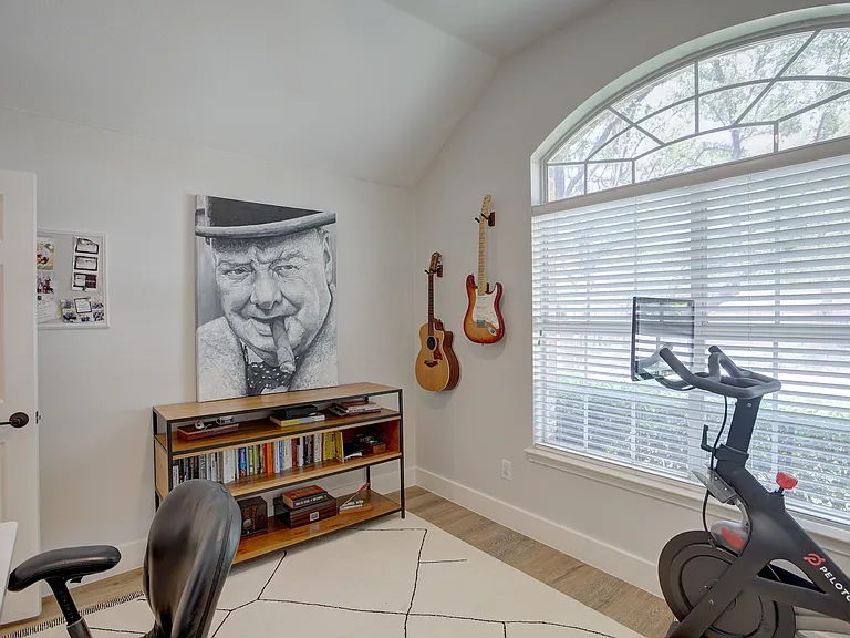 4117 Gazley Ln — Photo 28