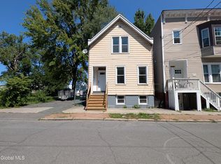 371 1st St, Albany, NY 12206