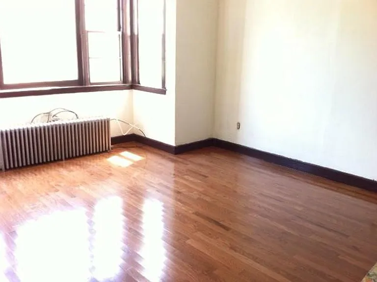 39 Brighton St #1 — Photo 2