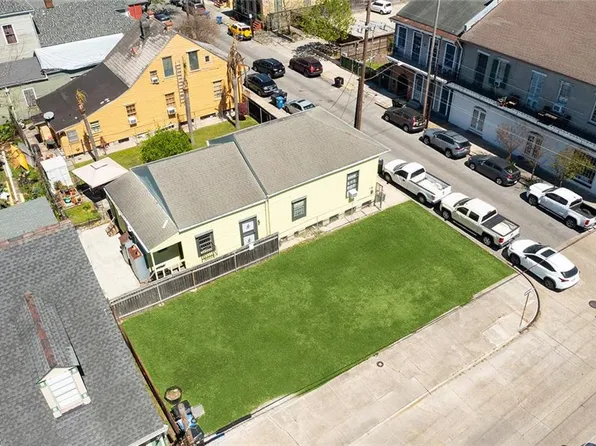 1000 Frenchmen St, New Orleans, LA 70116