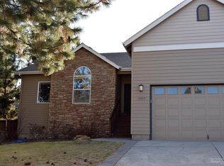 19925 Powers Rd, Bend, OR 97702