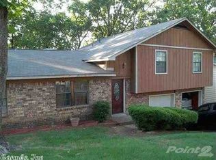 12300 Shawnee Forest Dr, Little Rock, AR 72212