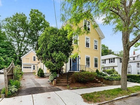 4th image of 24 Park St