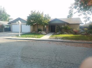 1360 N Steven Ave, Reedley, CA 93654