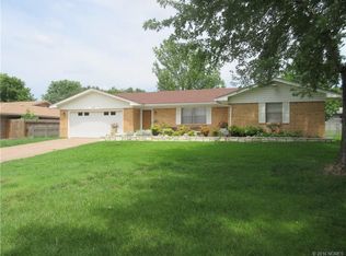 512 Price St, Ada, OK 74820