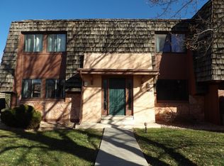 2953 Mesa Rd APT B, Colorado Springs, CO 80904