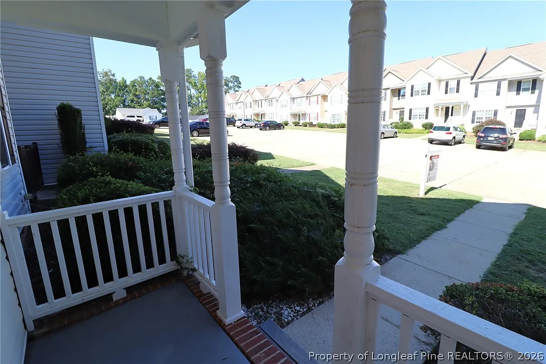 3 bed, 2.5 bath, $1,595 — Photo 2