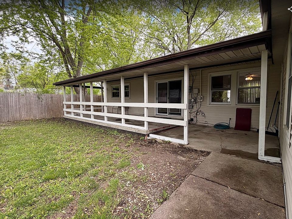1st image of 22119 Cora Ave