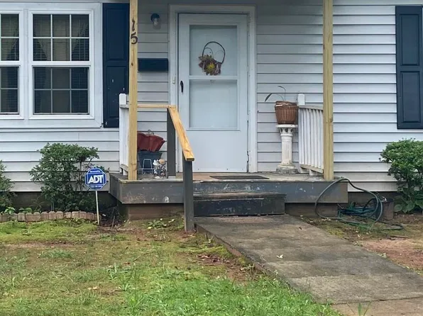 15 Bagwell Cir, Greenville, SC 29605