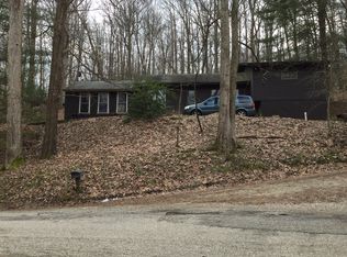 1915 Pump Station Rd SE, Sugar Grove, OH 43155