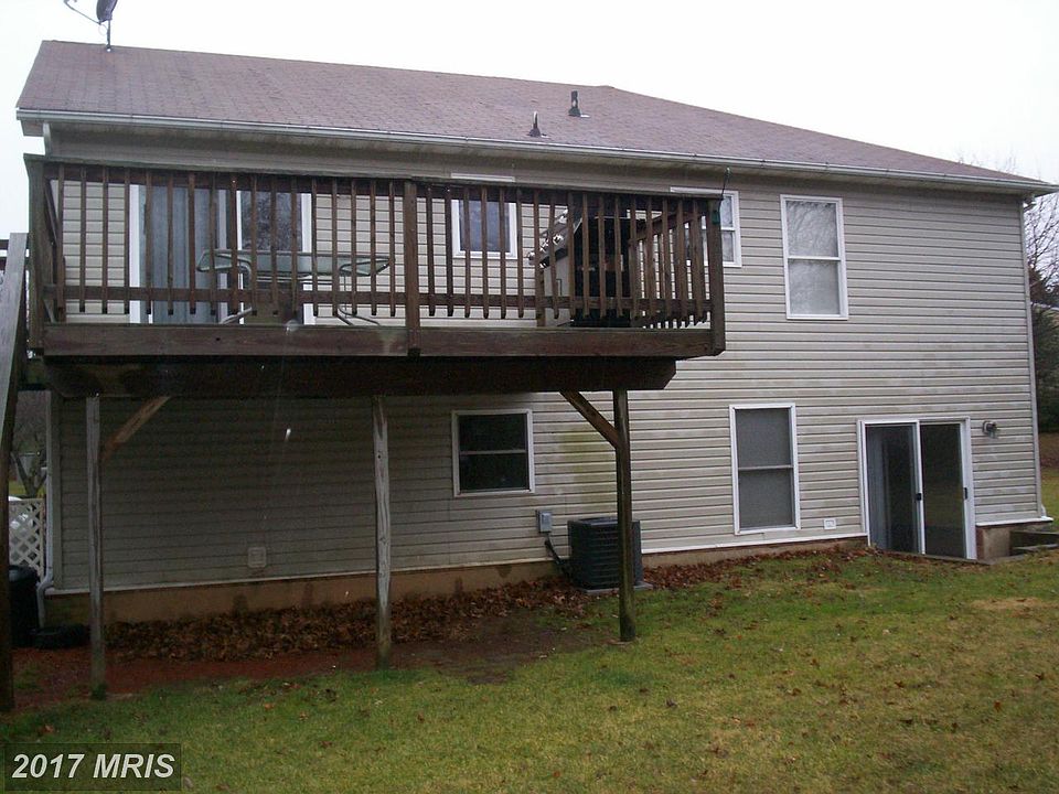 2nd image of 419 Farm Creek Rd