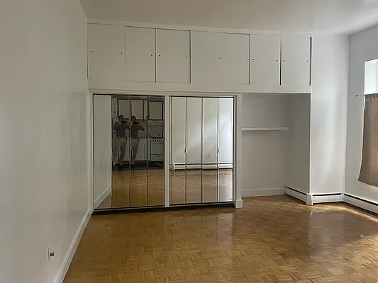 Rented by Melissa Conanan, LREB | media 8