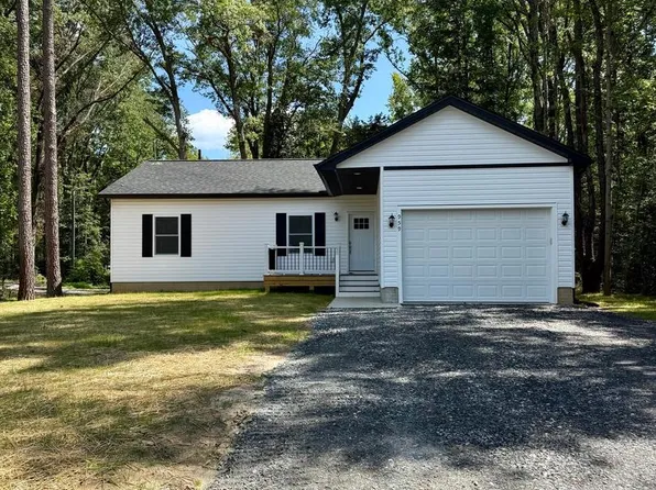 959 Mattox Ave, Colonial Beach, VA 22443