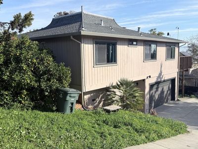 10150 Hillcrest Rd, Cupertino, CA, 95014