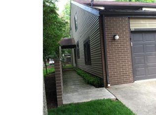 571 Wilkes Ln #211, Richmond Heights, OH 44143