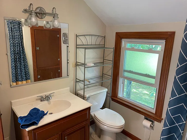1592 N Creek Rd — Photo 36