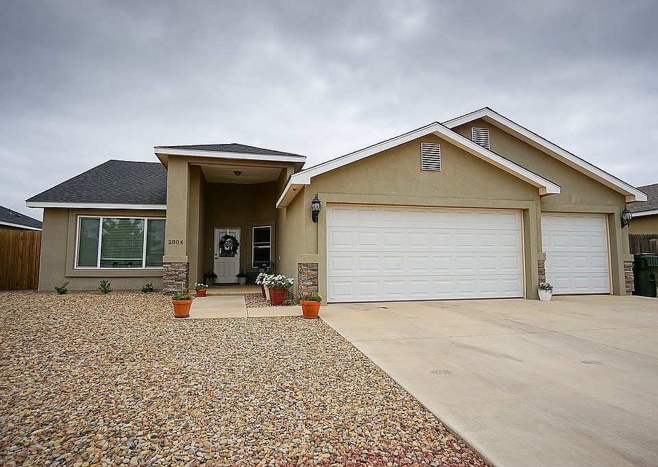 1st image of 2004 Hali Ln