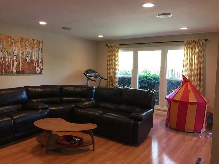 1172 Cordelia Ave — Photo 3