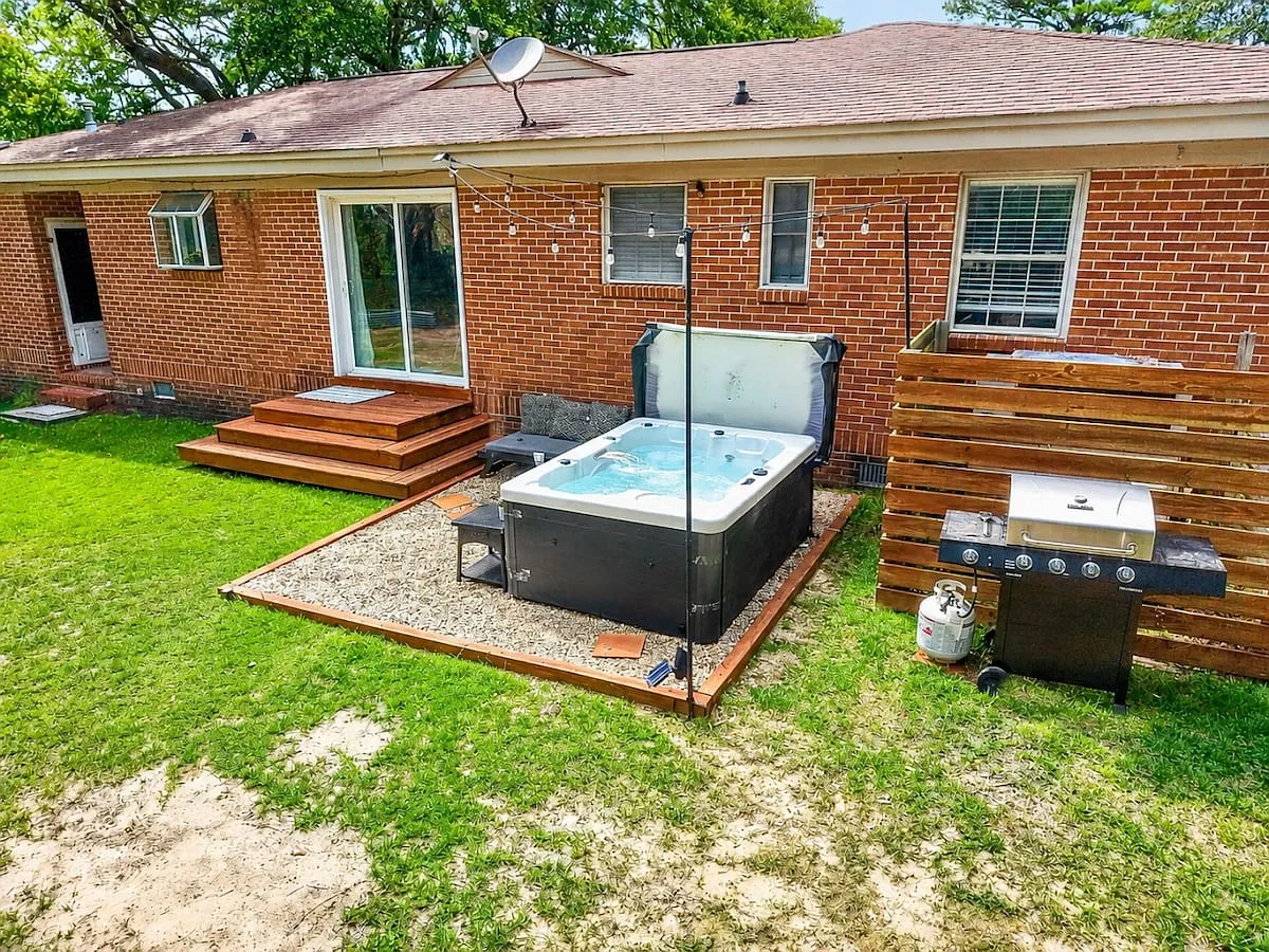 3 bed, 1330 sqft, $4,000 — Photo 2