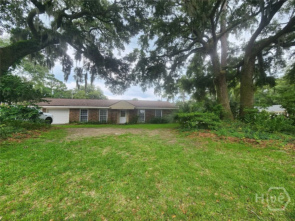 311 Holly Hill Rd