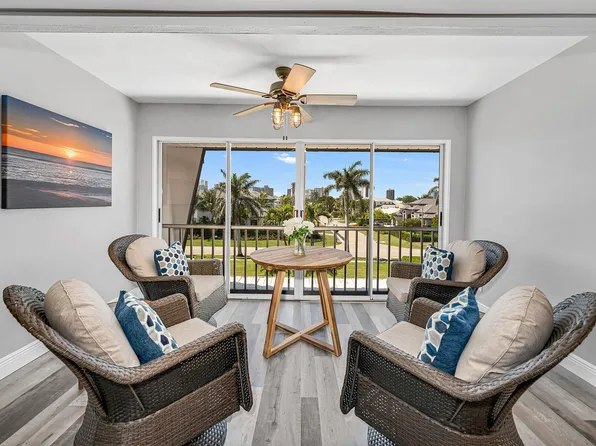 4200 Belair Ln APT 303, Naples, FL 34103