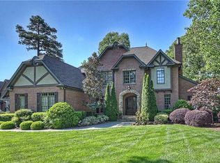 8019 Skye Lochs Dr, Waxhaw, NC 28173