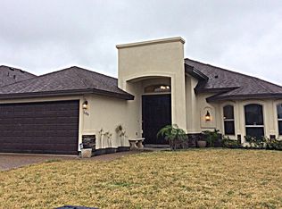 106 King Palm Dr, Laredo, TX 78045