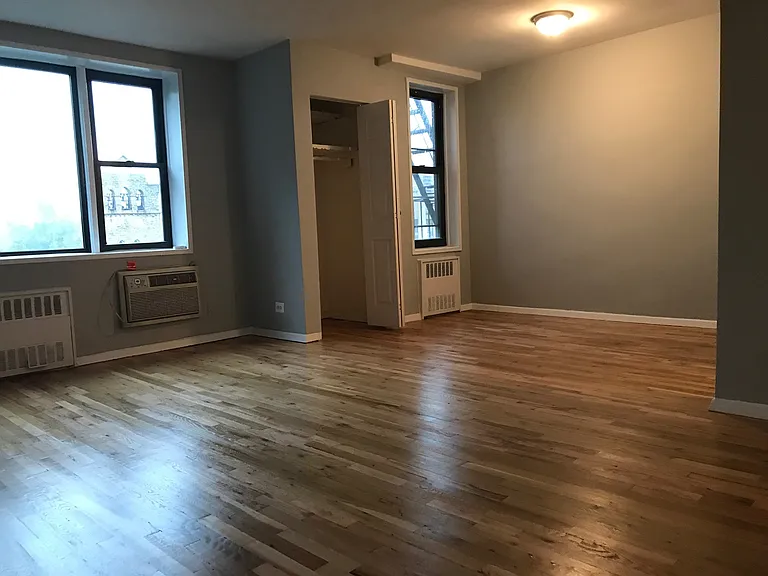 207 E 202nd St #3J — Photo 11