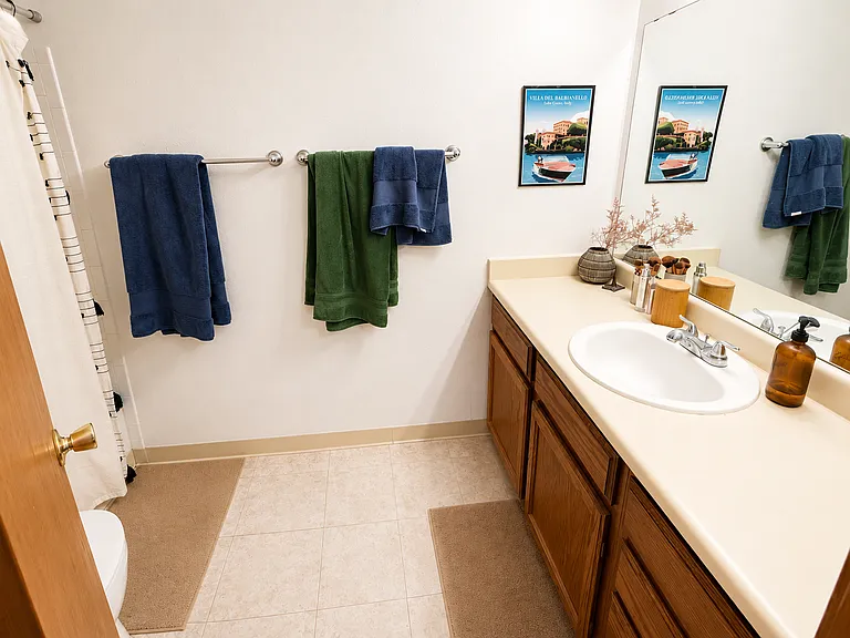 418 Wright St #303 — Photo 8