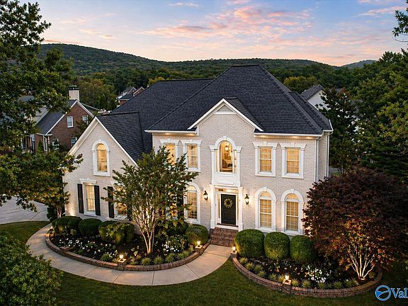 3rd image of 3000 Kincade Way SE