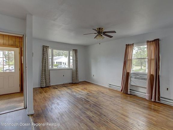 5th image of 66A Kennedy Dr