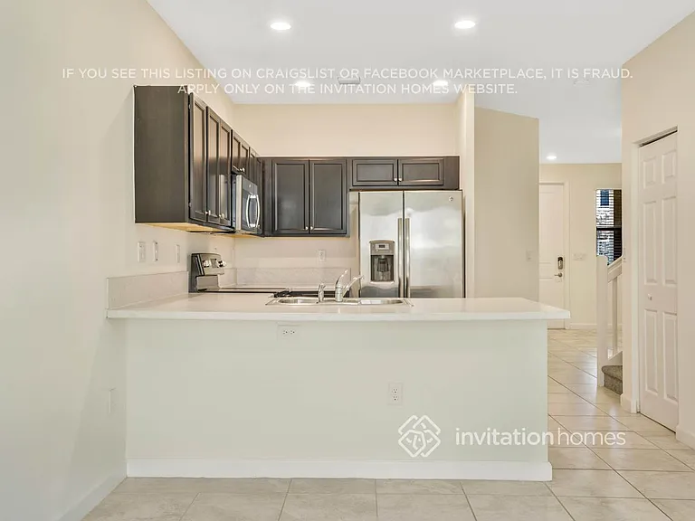 11457 SW 253rd St — Photo 8