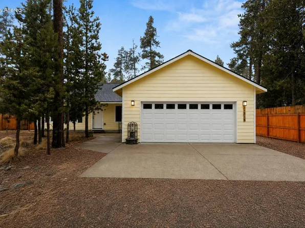 17316 Golden Eye Dr, Bend, OR 97707